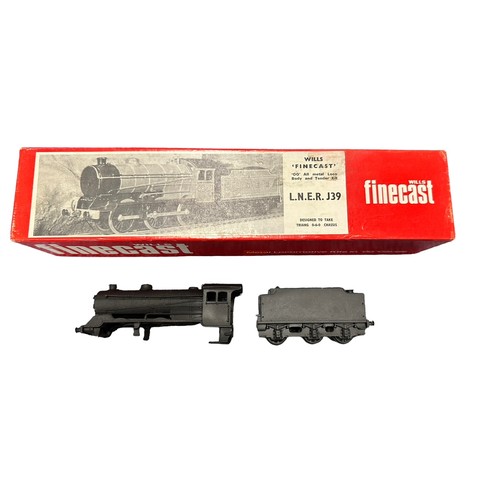 280 - OO gauge collection, generally excellent in good plus boxes, with painted and part-kit built Wills F... 