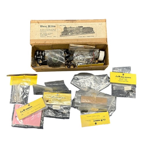 280 - OO gauge collection, generally excellent in good plus boxes, with painted and part-kit built Wills F... 