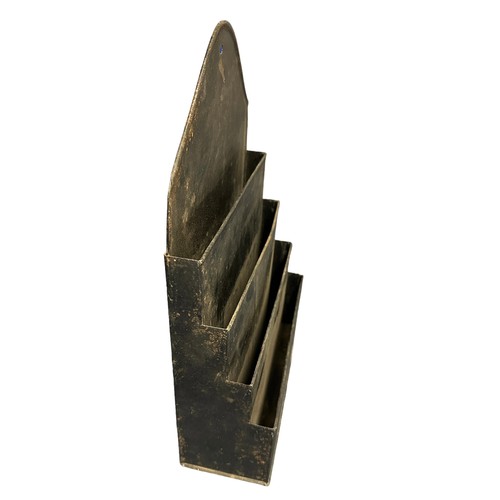 262 - GWR leaflet metal holder with hole to top centre for affixing to wall, four apertures for leaflets, ... 