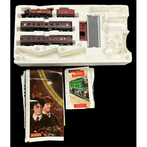 293 - Hornby. Harry Potter and the Chamber of Secrets No. R1033, generally excellent in good plus box, wit... 