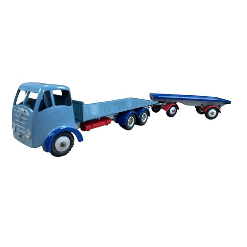 231 - Shackleton clockwork with key Foden F.G.6 Flat Bed lorry mid blue and blue chassis (clockwork motor ... 