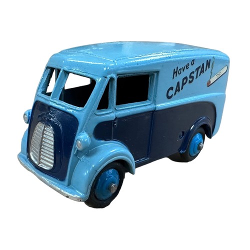 55 - Dinky pair of Vans, generally excellent in excellent to good Dinky Toys yellow boxes, with Morris Co... 