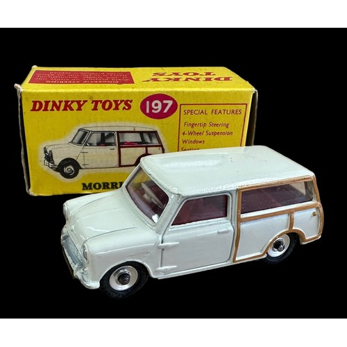 116 - Dinky Morris Mini-Traveller off-white with tand wood-effect, red interior, treaded tyres No. 197, ge... 