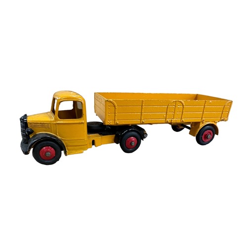 58 - Dinky lorry collection, generally good plus (some deterioration) in good or better boxes, with Bedfo... 