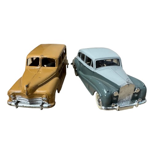 66 - Dinky unboxed car collection, generally excellent to good, with Rolls Royce Silver Wraith two-tone g... 