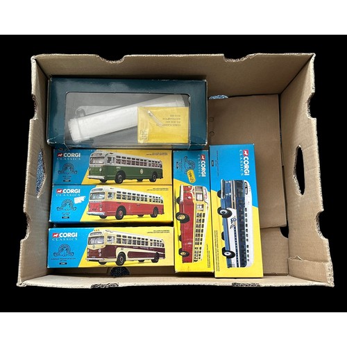 23 - Corgi Classics bus collection, generally excellent to good plus in good plus boxes, with Greyhound (... 