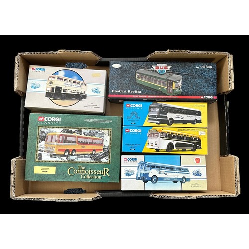 23 - Corgi Classics bus collection, generally excellent to good plus in good plus boxes, with Greyhound (... 