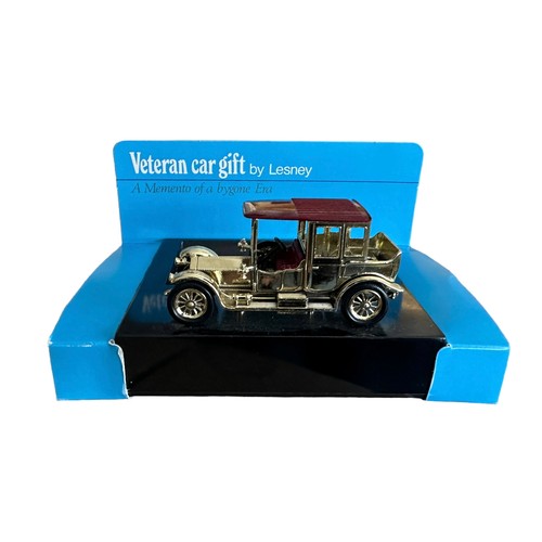 141 - Matchbox Models of Yesteryear giftware sets, gold/silver/chrome plated mint models in good boxes. Co... 