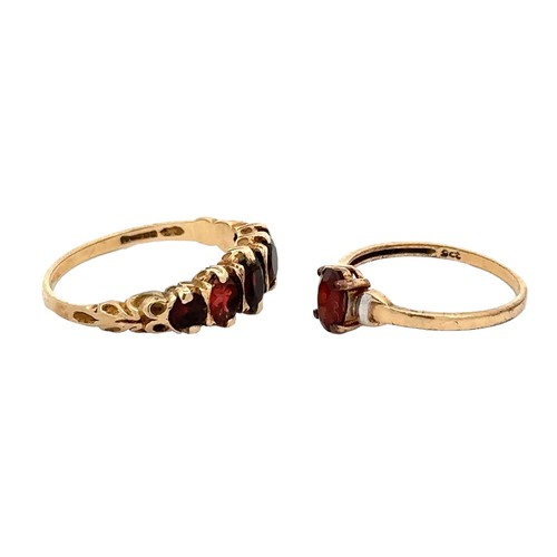 85 - Two garnet rings, a hallmarked 9ct yellow gold five stone oval garnet ring size P. Also a single sto... 