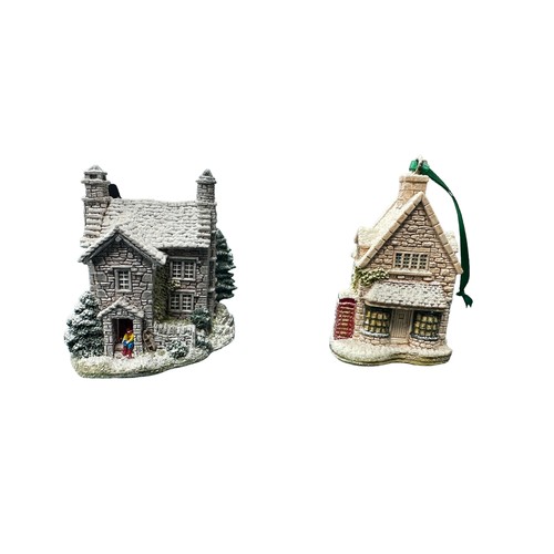 275 - Lilliput Lane collection with St Paul's Cathedral L2370, Tower Bridge L2213, The Priest's House, Jun... 