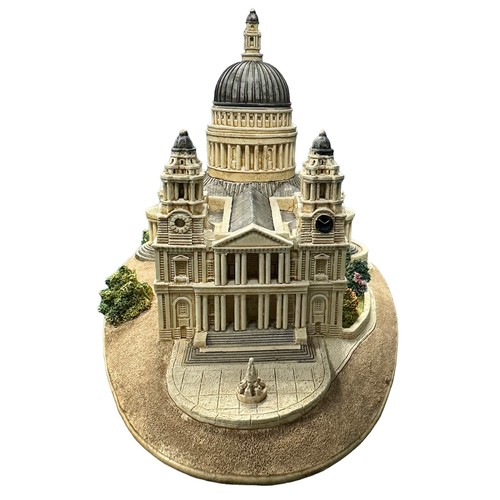 275 - Lilliput Lane collection with St Paul's Cathedral L2370, Tower Bridge L2213, The Priest's House, Jun... 