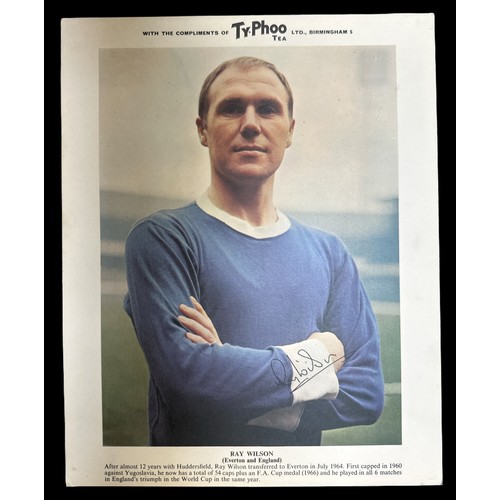 390 - Typhoo Tea Premium International Football Stars (34), generally in very good condition with Manchest... 