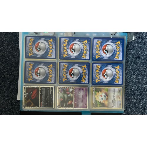 398 - Folder containing Pokemon card sets from Heart Gold & Soul Silver, Platinum Series. 1x complete set ... 