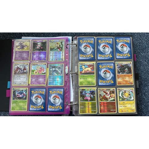 398 - Folder containing Pokemon card sets from Heart Gold & Soul Silver, Platinum Series. 1x complete set ... 