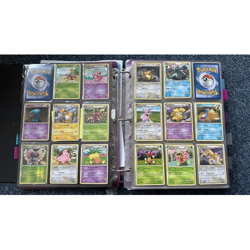 398 - Folder containing Pokemon card sets from Heart Gold & Soul Silver, Platinum Series. 1x complete set ... 