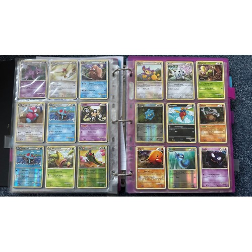 398 - Folder containing Pokemon card sets from Heart Gold & Soul Silver, Platinum Series. 1x complete set ... 