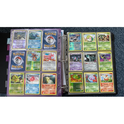 398 - Folder containing Pokemon card sets from Heart Gold & Soul Silver, Platinum Series. 1x complete set ... 