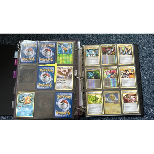 398 - Folder containing Pokemon card sets from Heart Gold & Soul Silver, Platinum Series. 1x complete set ... 