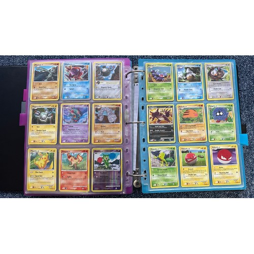 399 - Folder containing Diamond & Pearl series Pokemon cards. Near complete sets are Diamond & Pearl, Myst... 