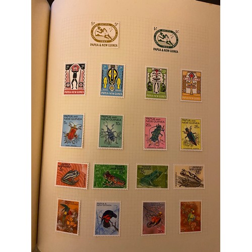 91 - Thematics M and U collection in two SG albums, with many complete sets incl Heraldry, Flora and Faun... 