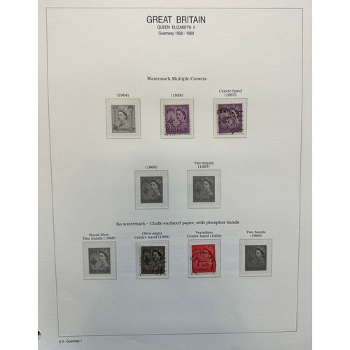 119 - 1990’s-2003 Great Britain UM decimal predominantly definitive collection in four albums with values ... 