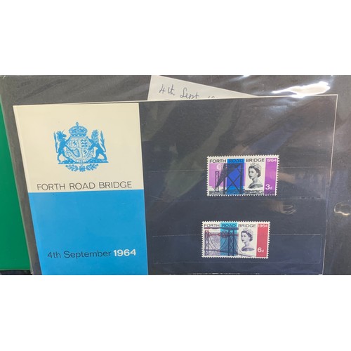 111 - Great Britain 1964-1970 collection of UM presentation packs in binder including Shakespeare Festival... 