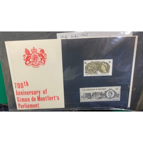 111 - Great Britain 1964-1970 collection of UM presentation packs in binder including Shakespeare Festival... 