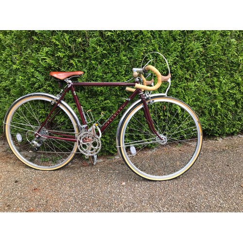 25 - Pashley Clubman bicycle in pristine condition, colour burgundy, purchased in 2011 and donated by a c... 