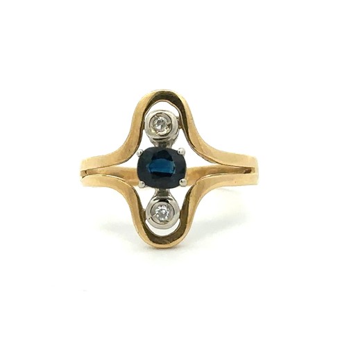 63 - 18ct yellow gold, sapphire and diamond ring in an unusual setting. Size K. Weight 3.05g.
Please see ... 