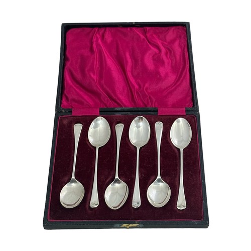 165 - A cased set of silver spoons by WG & S, 1923 Sheffield. 32g.