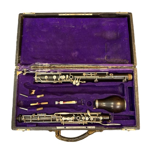 311 - French Cor Anglais made by F.Lorée Paris, stamped for F.Lorée with fitted case. With two reeds. Stam... 