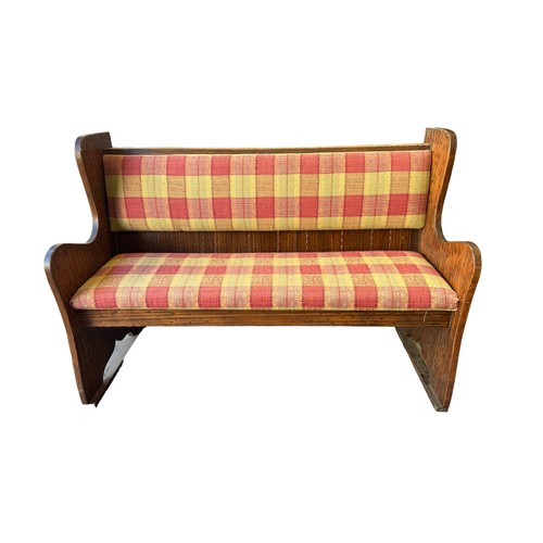 417 - A Cotswold school style upholstered settle. Width 138cm.