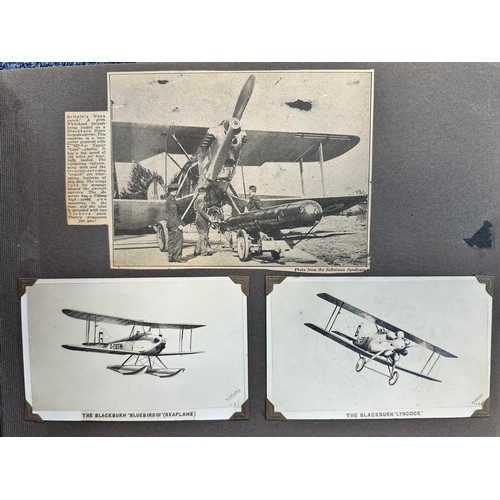 76 - Miscellaneous photograph collection, with Royal Flying Corps, RAF, USAF, etc., press cuttings and ph... 