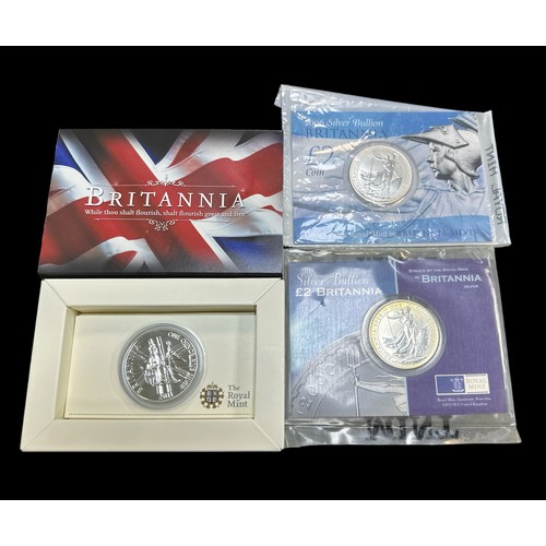 244 - Royal Mint £2 Britannia silver uncirculated (3) with 2000 and 2006 on Royal Mint cards and 2011 in b... 