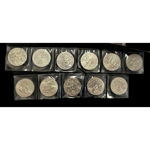 266 - World coins collection, mainly 20th Century, in mixed condition with GB crowns 1890, 1935, USA dolla... 