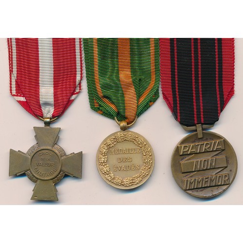17 - France, three medals to include; Médaille des Évadés (escaped prisoners) Medal with ribbon, Croix de... 