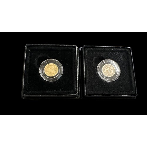 262 - World coin and medallion collection with case set of 16 gold plated US Presidential Dollars with Wes... 