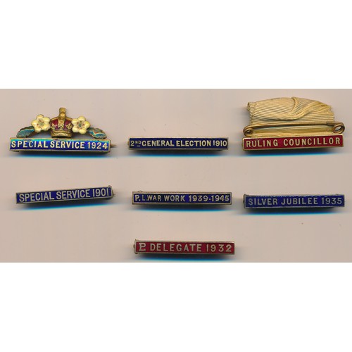 159 - Primrose League Bar badges. General Election 1910, P.L War Work 1939-1945, Ruling Councillor, Delega... 