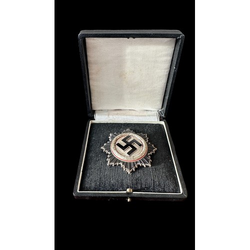 40 - Germany, Second World War (WW2), Third Reich cased War Order of the German Cross in silver by C.F. Z... 