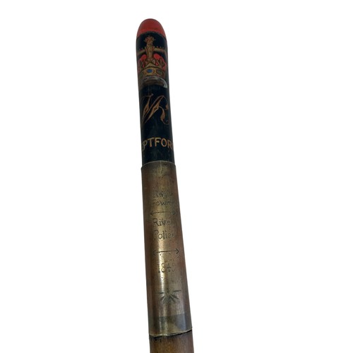 105 - Victorian Deptford River Police truncheon, 19th Century, VR under Crown cypher panted decoration to ... 