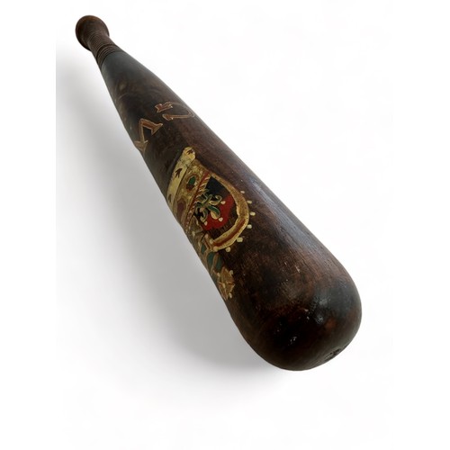 110 - Great Western Railway wooden truncheon, hand painted in gilt with  G. W. R. below a crown. Tightly r... 