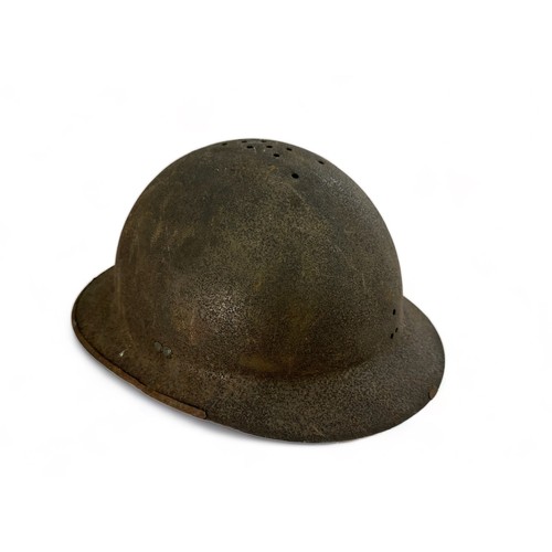 74 - Second World War, scarce French helmet from the beach at Dunkirk. Rusty condition as to be expected.... 