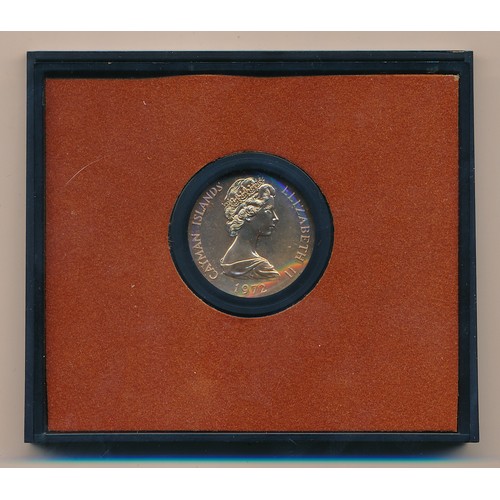 271 - Cayman Islands 1972 $25 gold proof edition coin, issued to Commemorate the 25th Wedding Anniversary ... 