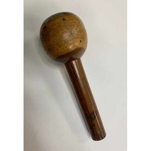 114 - South African, small wooden cosh / club, round wooden head with cylindrical handle. Total length 14.... 