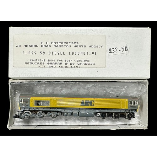 323 - N gauge locomotives, generally excellent in excellent to good plus plastic cases or boxes, with Mini... 