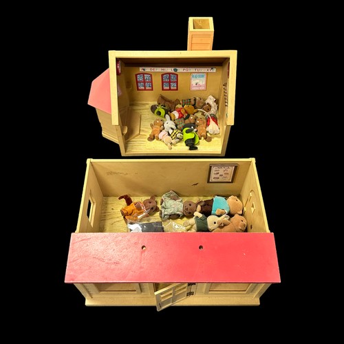 237 - Sylvanian Families collection, generally excellent to good plus, with Classroom and Bakery, plus adu... 