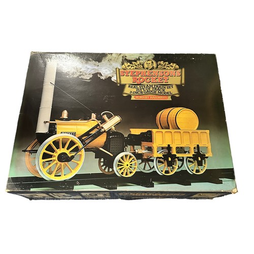 288 - Hornby Stephenson's Rocket live steam 3.5 inch G gauge collection, generally excellent in good plus ... 