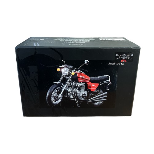 114 - Minichamps 1/12th scale 1975 Benelli 750 Sei red No. 122 123000 (Classic Bike series No. 70), genera... 