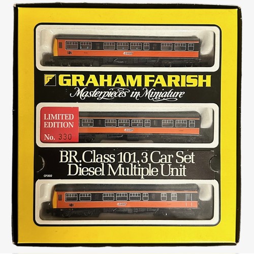 327 - Graham Farish DMU collection, generally excellent in excellent to good plus boxes, with 3-car set li... 