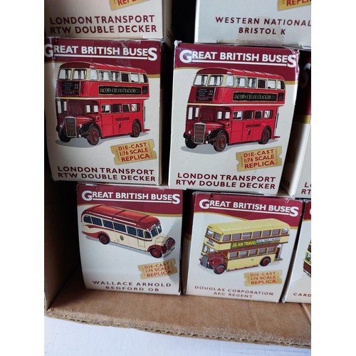 7 - Atlas Editions Great British Buses collection, generally excellent in excellent to good plus boxes (... 